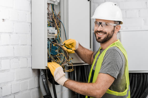 Best Affordable Emergency Electrician  in Moreauville, LA